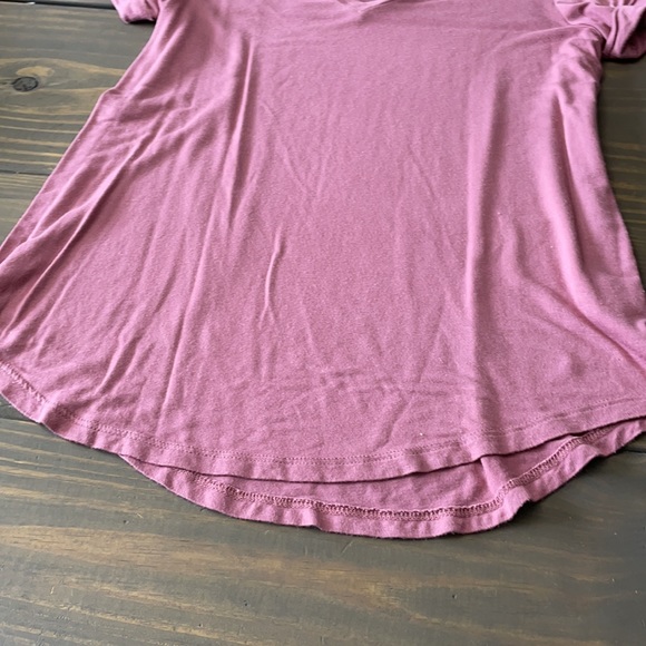 Blush pink pink rose tee with cuffed sleeves - Picture 5 of 5